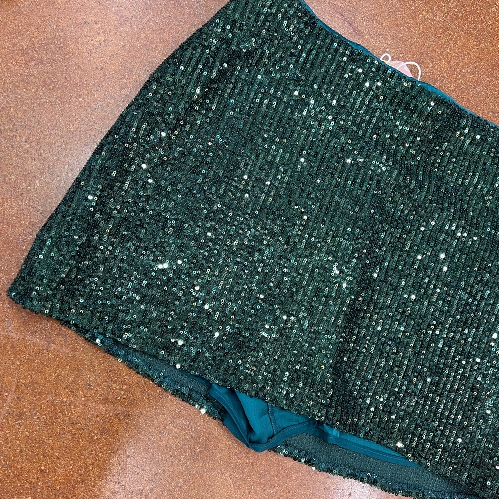NWT show me your mumu dark green sequin skort sizes M and L avail